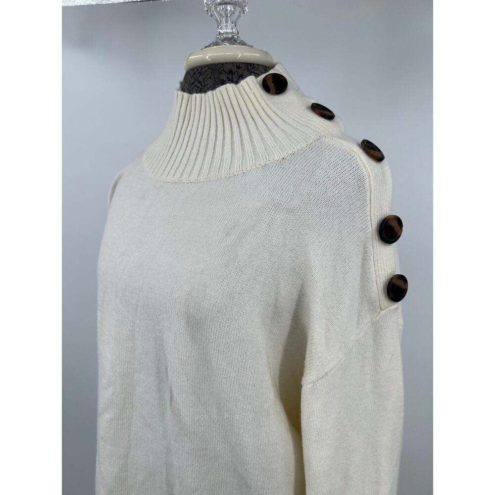 Anthropologie cream long tunic sweater with side slit and shoulder buttons Med